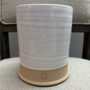 Farmhouse Pottery Countryman Utility / Kitchen Utensil Crock